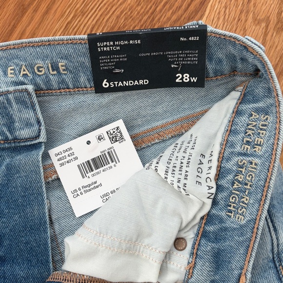 AE Stretch Super High-Waisted Ripped Ankle Straight Jean - Picture 7 of 8